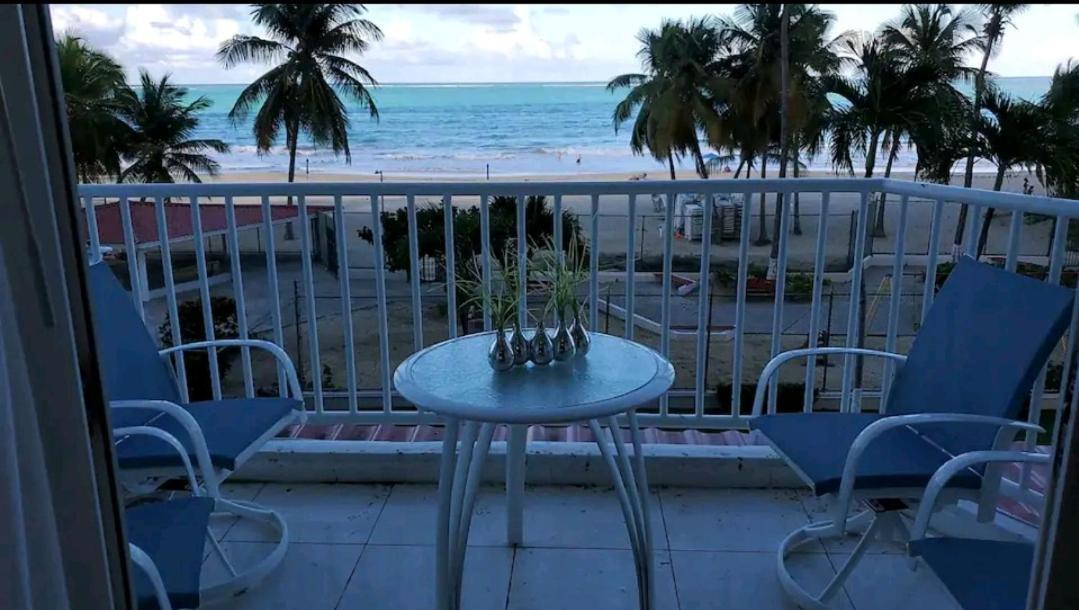 Beach Apartments At Marbella Del Caribe San Juan Buitenkant foto